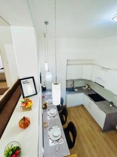 A newly renovated Apartment the heart of Prague - 8