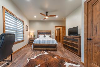 Stunning Eufaula Waterfront Home in Dixie Cove - 8