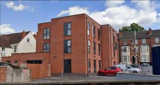 Modern Studio Apartment with Free Parking in Wolverhampton 5min walk to City Centre - Wolverhampton - 7