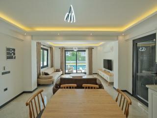 Detached Villa with Private Pool - Oludeniz, Fethiye - Fethiye - 4