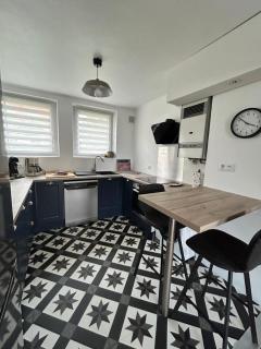 Bel Appartement familial classé proche tram place de Strasbourg accès centre ville, plages - 4