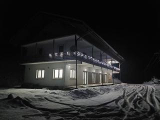 Pensiunea acasă la Mami Jeni - - 0