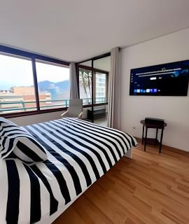 En Nueva de Lyon, familar - 3