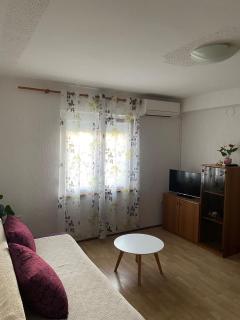 Apartment Kampor - 7