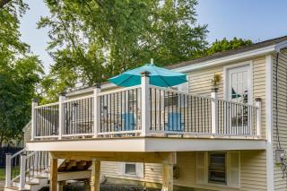 Coastal Retreat with Large Yard Less Than 1 Mi to Dtwn Saco! - 9