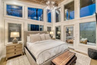 Chestnut Ridge - Mountaintop Luxury Living - 4