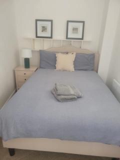 Quiet double room in Canada Water - 8