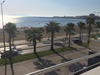 Beachfront apartment 140 m2 Best location - Vlorë - 2