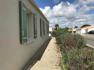 Maison contemporaine au calme avec jardin arboré - 4