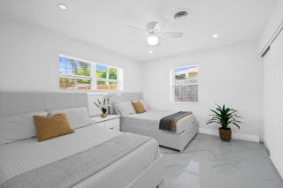 Pompano Gem, 1 mi to Beach & 12 Pickleball courts - 2
