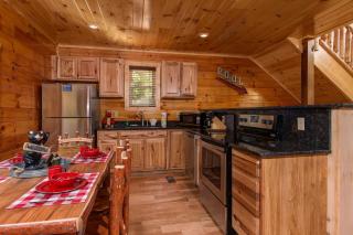 Canyon Camp Falls by American Patriot Getaways - 2
