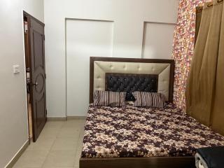 The getaway in the heart of DHA - Karatschi - 1