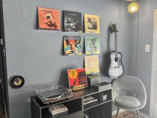 The House of the Austin Blues - 2