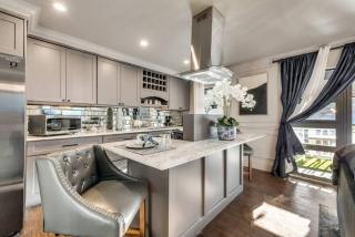 Spacious Furnished Dallas 1BR Condo Hot Tub - 3