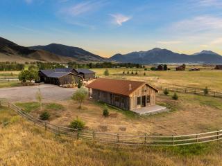 The Lodge at Elbow Creek - 7