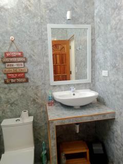 Malapasqua Island Cottage Holiday House - 3