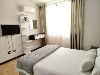 Comfort Security and Prime location - 9