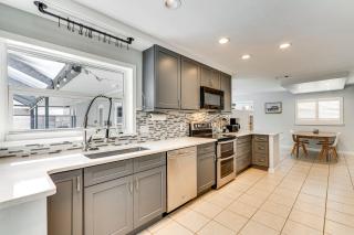 2 Mi to Beach Canal-Front Retreat in Cape Coral! - 1