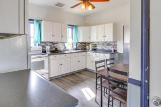 Walk to Fairgrounds Bladen Countryside Hideaway! - - 8