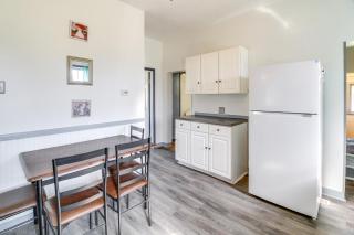 Walk to Fairgrounds Bladen Countryside Hideaway! - - 1