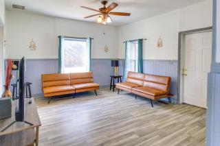 Walk to Fairgrounds Bladen Countryside Hideaway! - - 9