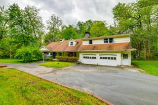 Serene Home with On-Site Brook in Callicoon Center - 0