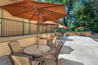 Best Western Plus Sonora Oaks Hotel and Conference Center - 7