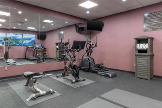 Best Western Plus Clemson Hotel & Conference Center - Clemson - 3