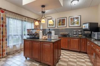 Best Western Delta Inn - 1