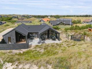 5 star holiday home in Ringkøbing - 1