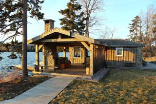 Zen Lakeside Getaway Nova Scotia - Digby - 1