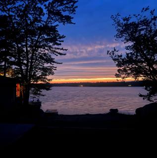 Zen Lakeside Getaway Nova Scotia - Dockside Den - Digby - 4