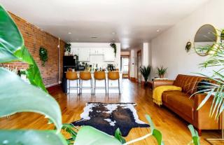Prime Location Top Rated Clean Parking Free! - Columbus - 4