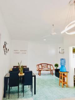 HOST HOMES-SANDY LANE - 6