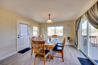 Comforting Woodland Park Home with Fire Pit! - Woodland Park - 3
