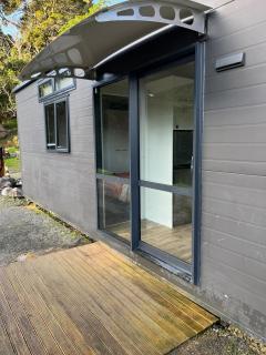 Tiny house with harbour views - Tamaterau - 4