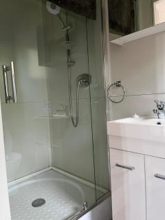 Tiny house with harbour views - Tamaterau - 3