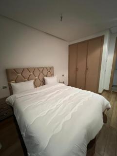 Luxury Apartment with Pool - 5