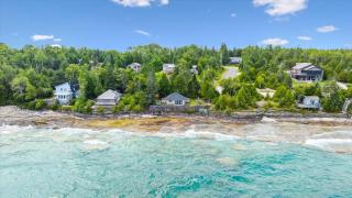 Seafari Stone Cottage - Georgian Bay - 0