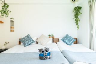 YADORIDOKORO Osaka ヤドリドコロ大阪 - 0