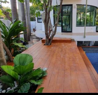 Nice pool villa by the beach - 1