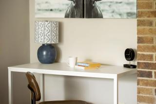 Serene SoCo Escape, Walk to Cafes and Free Parking - 9