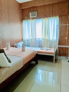 HOST HOMES DOWNTOWN SENATOR ENAGE ST TACLOBAn - 6