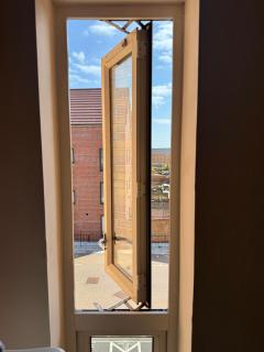 Quiet Cosy Room with Private Bathroom & LUSH Products - 1