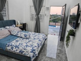 Rumah Adaminha, Roomstay with pool Simpang, Taiping - Taiping - 5