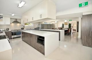 6B - Modern Executive-Style Brunswick Room - 3