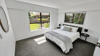 Conifer Grove Family Oasis 5BR Sleeps 10 Amazing Seaview - Auckland - 9