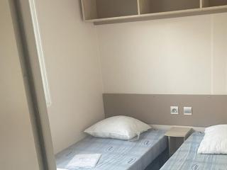 Mobil-home à Argences en Aubrac - 6 pers, Terrasse - API-1-52-344 - Banes - 5