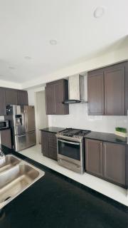 Luxury Stay in a beautiful City Brampton - Brampton - 4