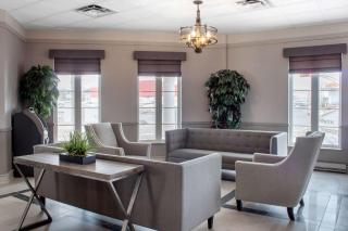 Chateau Moncton Trademark Collection by Wyndham - Moncton - 5